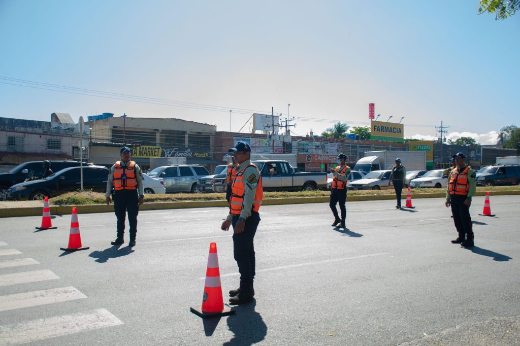 Alcaldía de San Diego continúa trabajando en reforzar la seguridad vial en el municipio