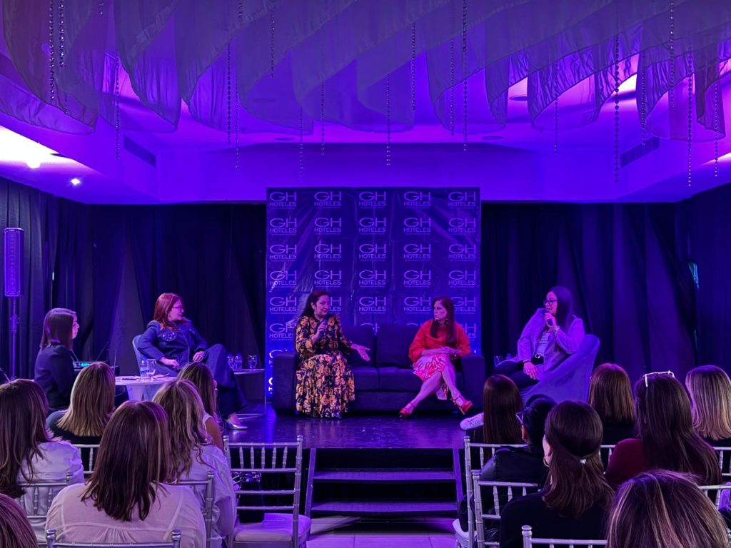 Funcamana mujeres 360