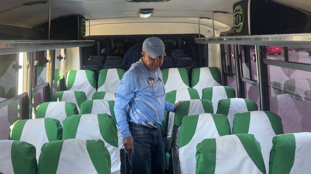 Alcaldía de San Diego inspecciona unidades de transporte público