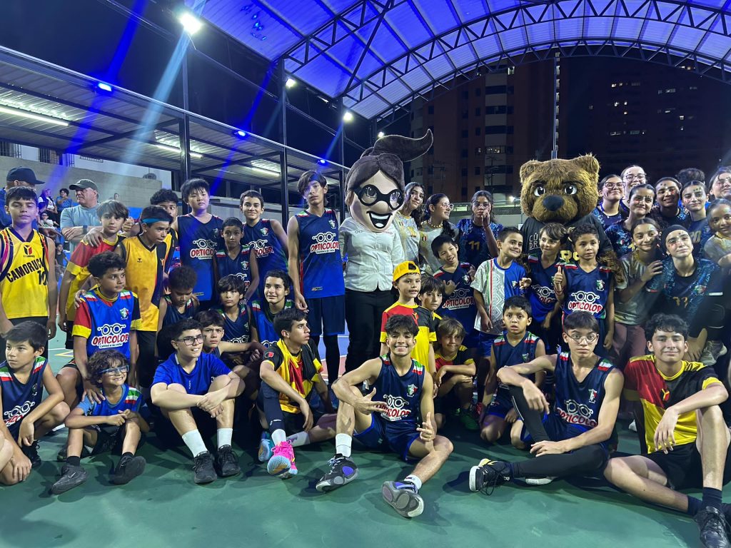 Reinaugurada cancha de usos múltiples “Palazzetto Dello Sport” en el Centro Social Ítalo Venezolano