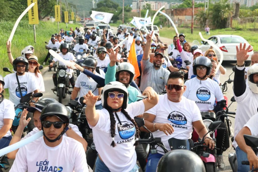 Caravana Leon Jurado